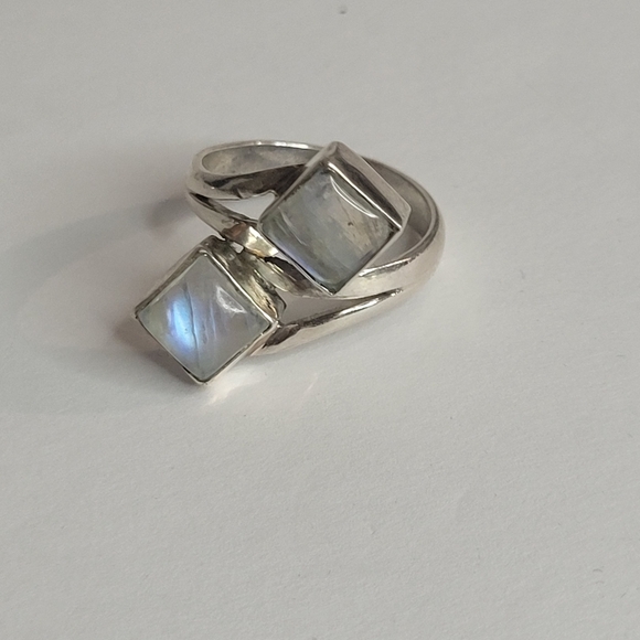 925 Silver Moonstone Ring - Picture 2 of 5